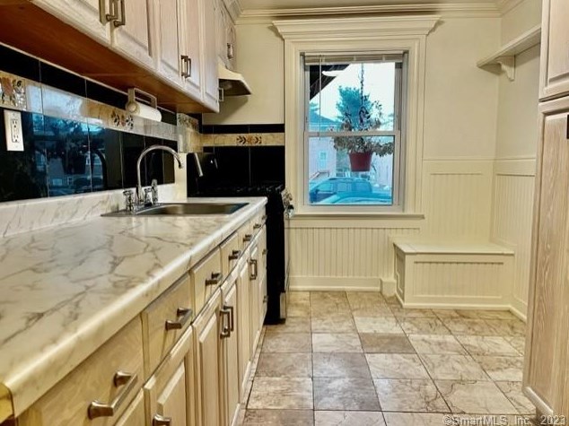 23 Standish Rd #1, Stamford, CT 06902