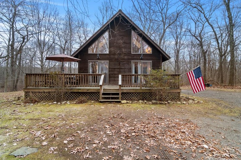 204 Hidden Lake Rd, Higganum, CT 06441