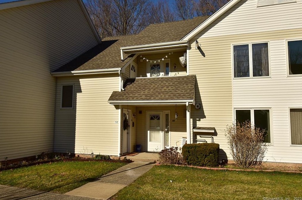 60 Millbrook Ct #60, Hartford, CT 06111