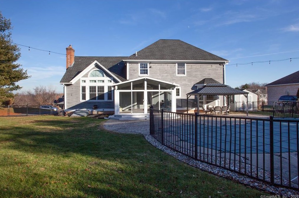 119 Wilks Pond Rd, Kensington, CT 06037