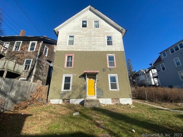 26 Maple Ave, Chestnut Hill CT  06226-2733 exterior