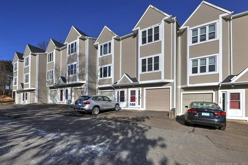 173 Russo Ave #105, New Haven, CT 06513