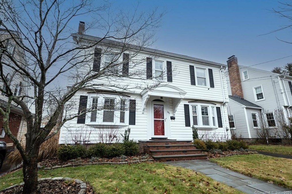 103 Clifton Ave, Hartford, CT 06107-1719