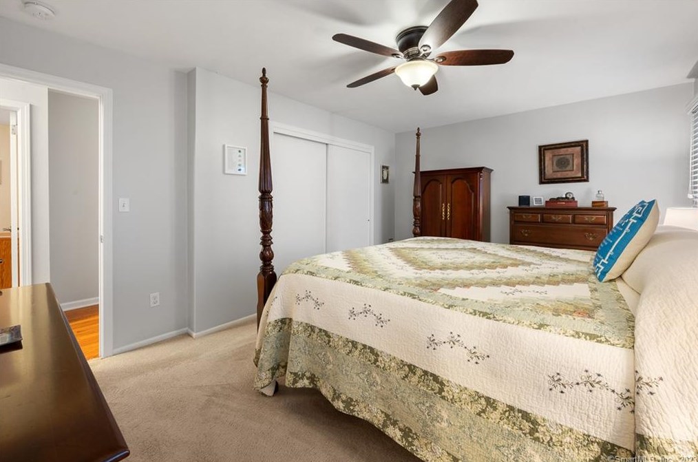 5 Alden Dr, Clinton CT  06413-1501 exterior