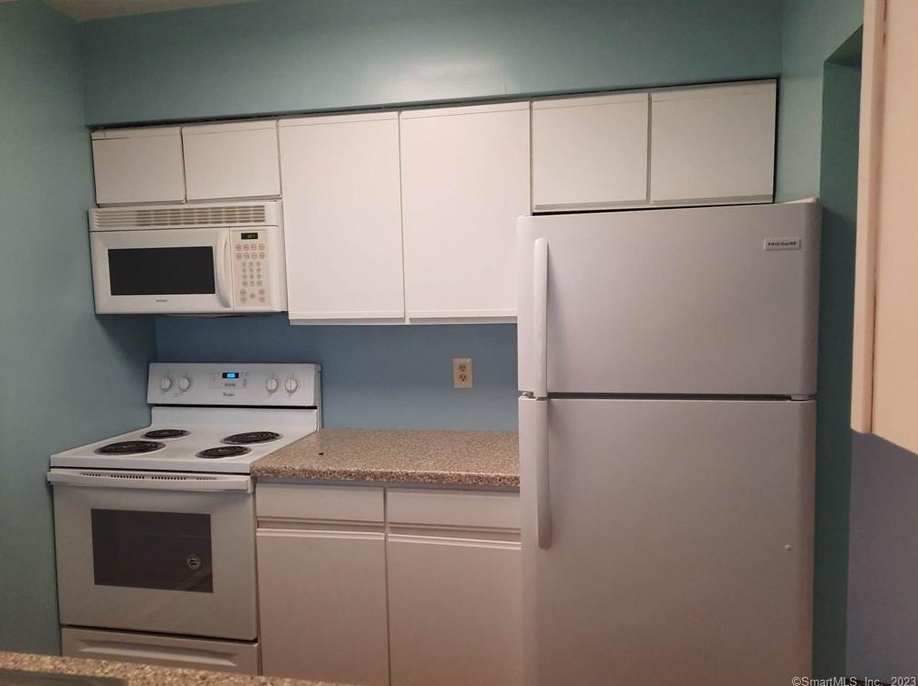 850 Atlantic St Unit 411, Bridgeport, CT 06604