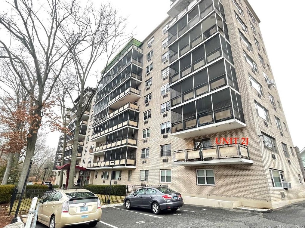 80 Cartright St #2j, Bridgeport, CT 06604