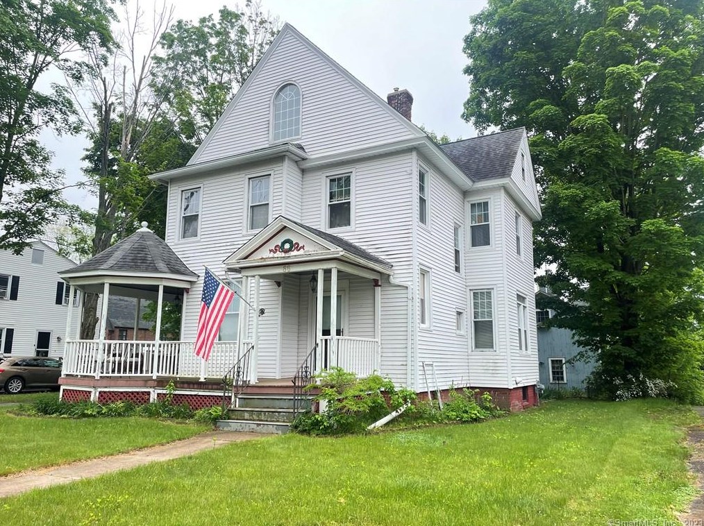 86 Spring St, Windsor Locks, CT 06096