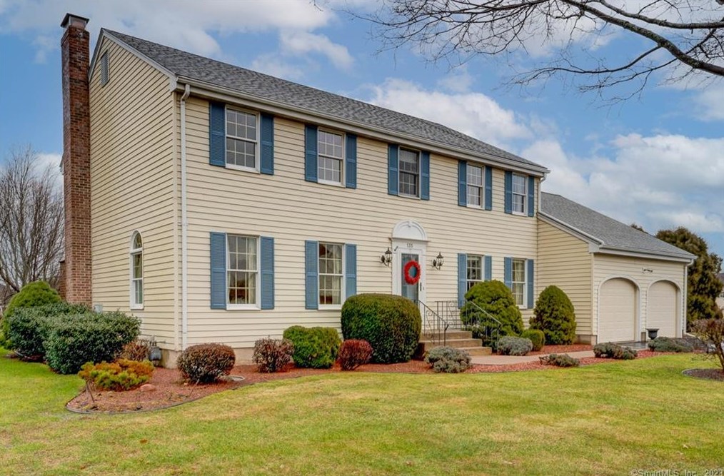 135 Windmill Hl, Hartford, CT 06109 exterior