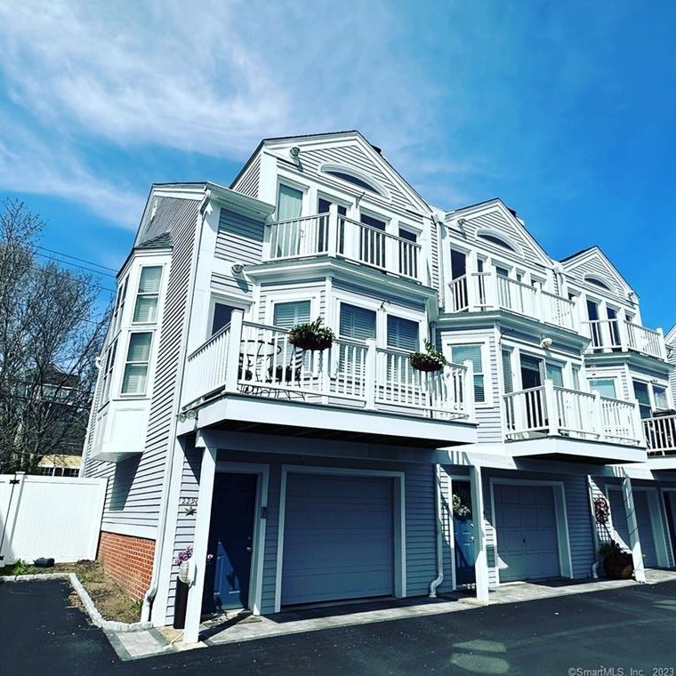 229 Front St, New Haven CT 06513-3203 exterior