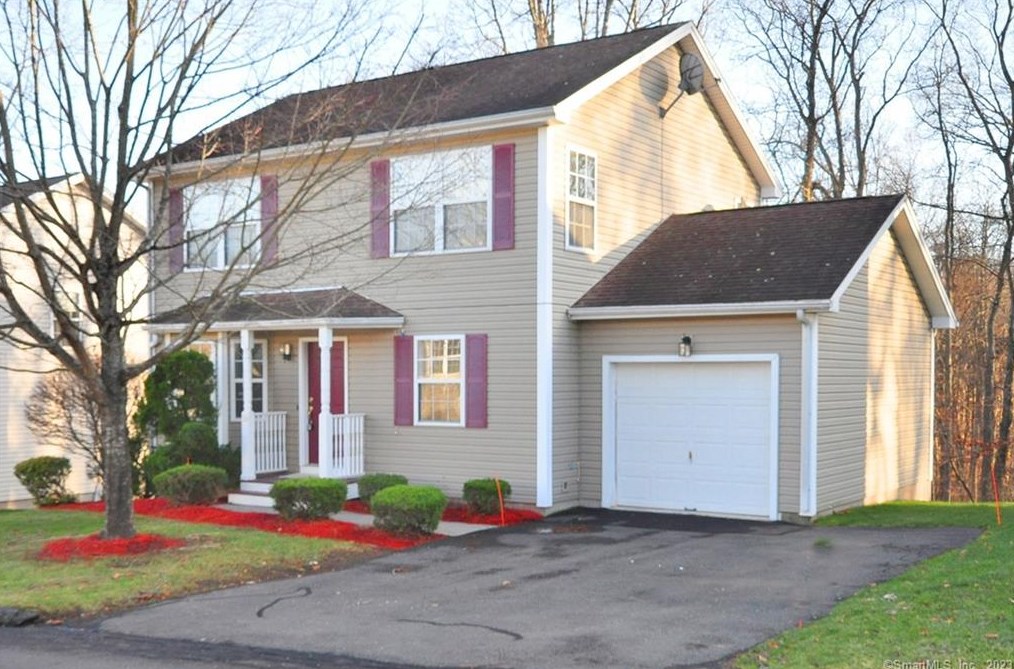 33 Windy Hill Ln #33, Rocky Hill, CT 06067