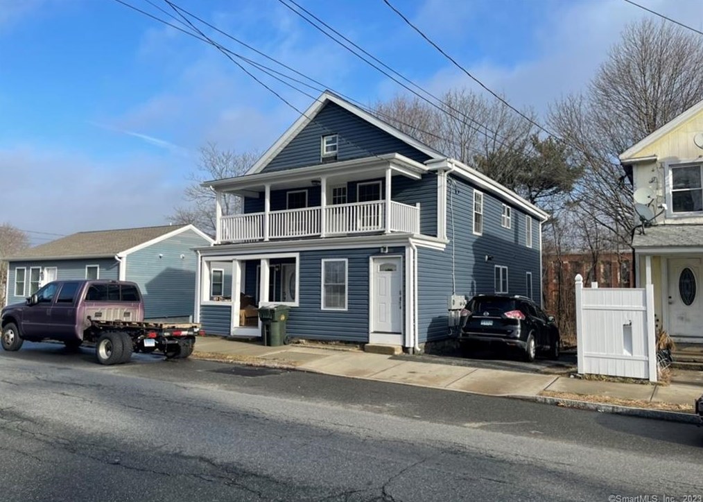 123 Jefferson Ave, United States Coast Guard Ac, CT 06320