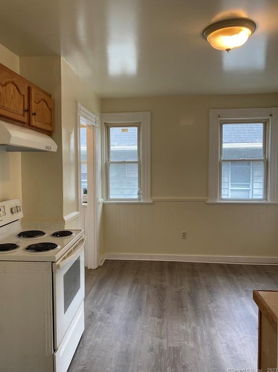 16 Cottage St, Derby, CT 06418
