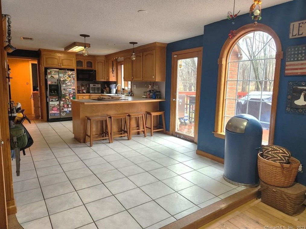 138 Cooke St, Plainville, CT 06062