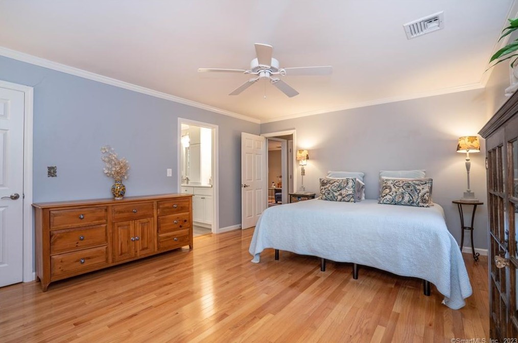 34 Taine Mountain Rd, Unionville CT  06013-1912 exterior