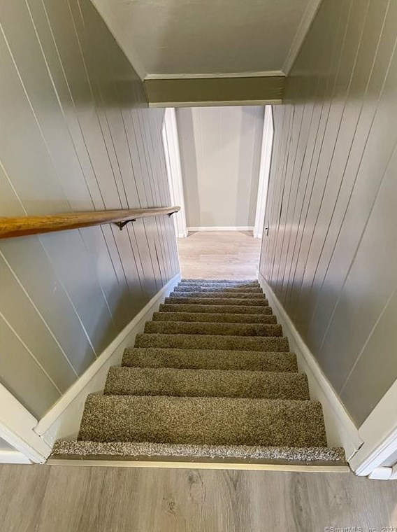 39 Orchard St, Winsted CT  06098-1919 exterior