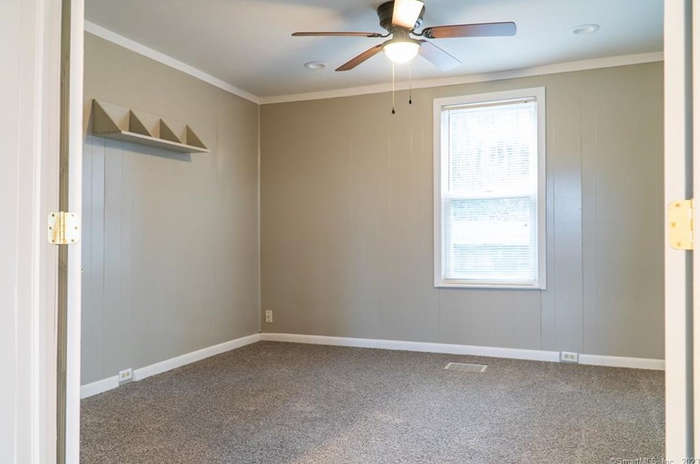 39 Orchard St, Winsted CT  06098-1919 exterior