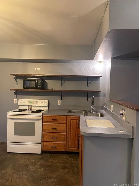 78 Kearney St #a, Terryville, CT 06786