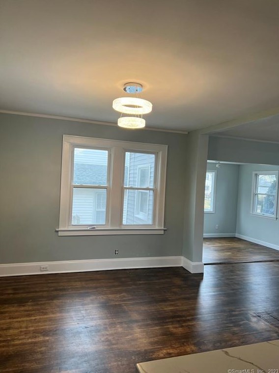 54 Eastview St, Hartford CT  06114-2312 exterior