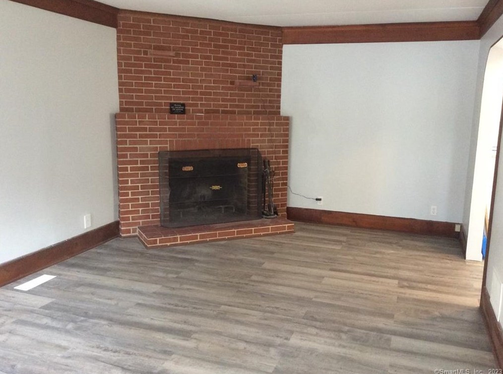 10 Phelps Ln, Deep River, CT 06417
