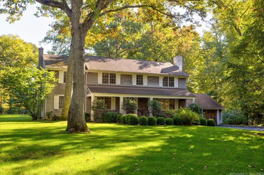 295 Woodbine Rd, Stamford, CT 06903