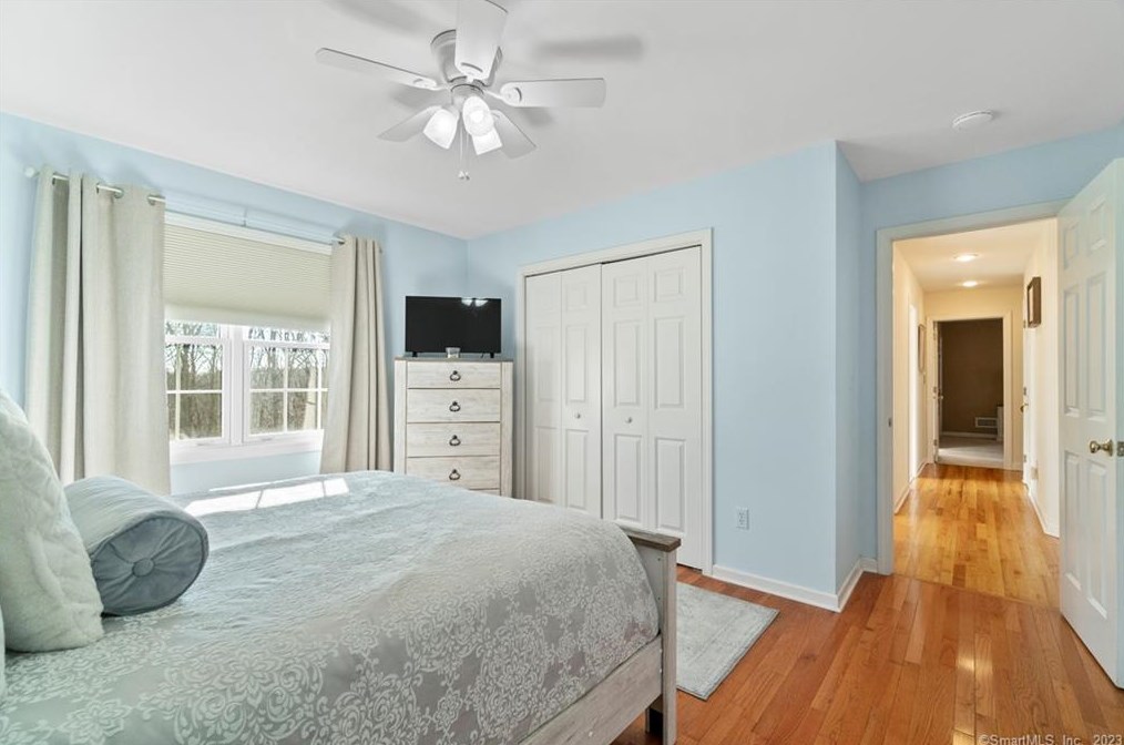 211 Devonshire Ln, Madison CT  06443-8131 exterior