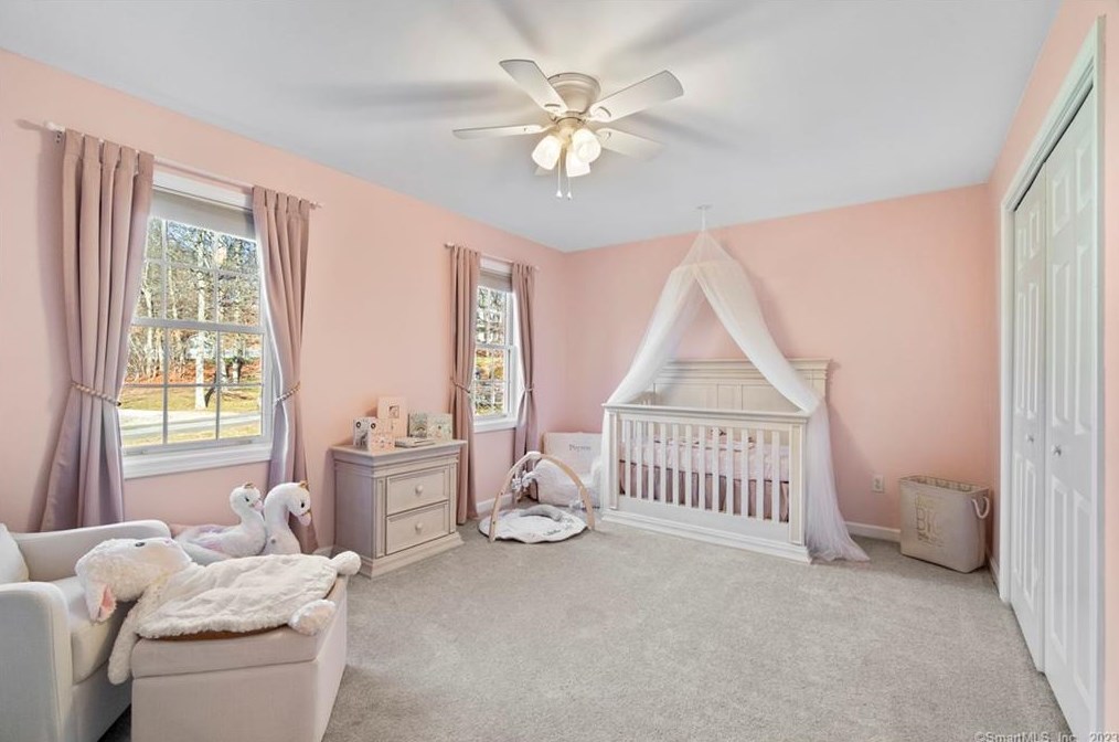 211 Devonshire Ln, Madison CT  06443-8131 exterior