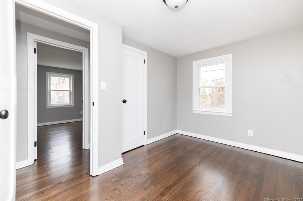 171 Roosevelt St, Hartford CT  06114-3049 exterior