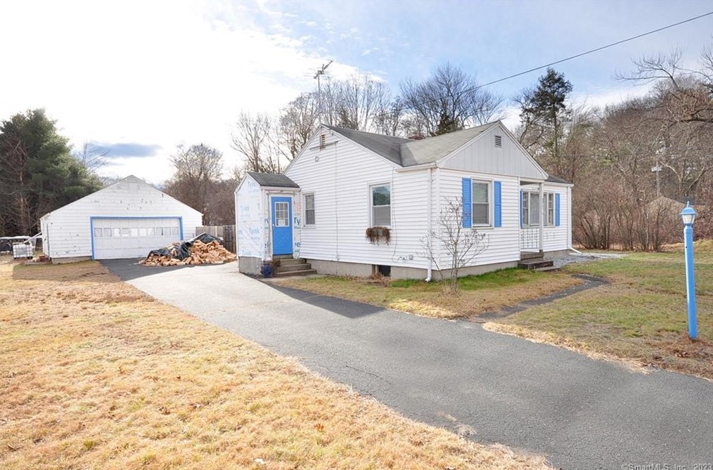 377 Hayden Station Rd, Windsor, CT 06095