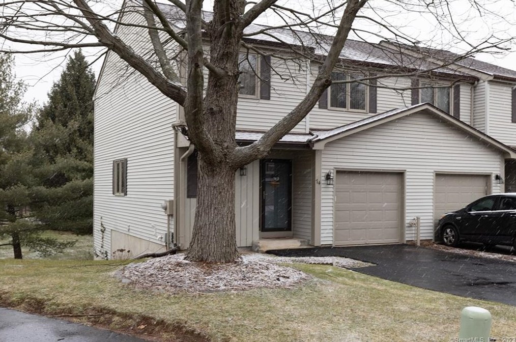 74 Apple Hill Rd, Hartford, CT 06111-1102