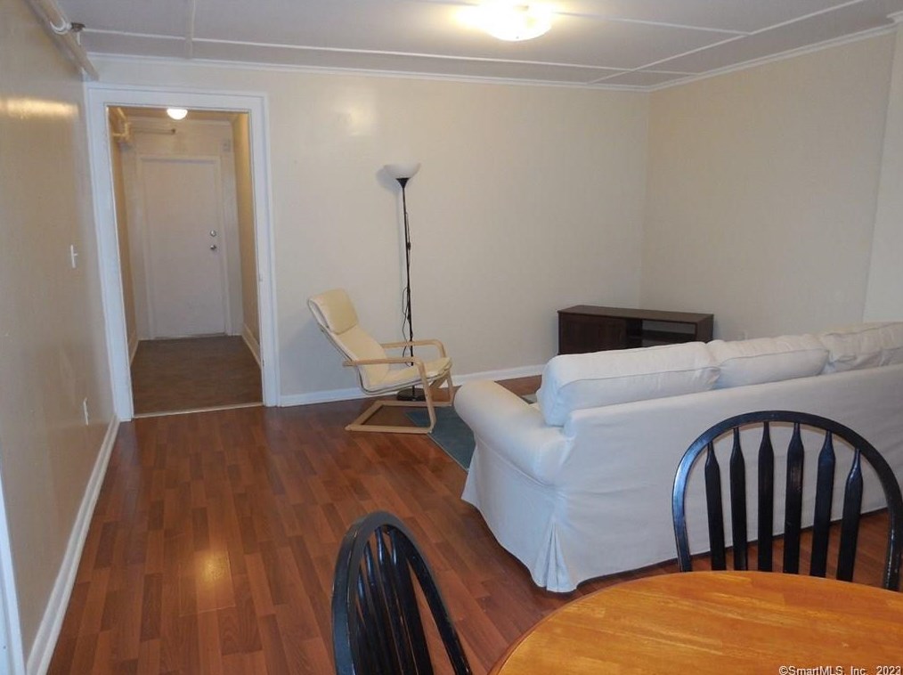 360 Main St #2e, Middletown, CT 06457