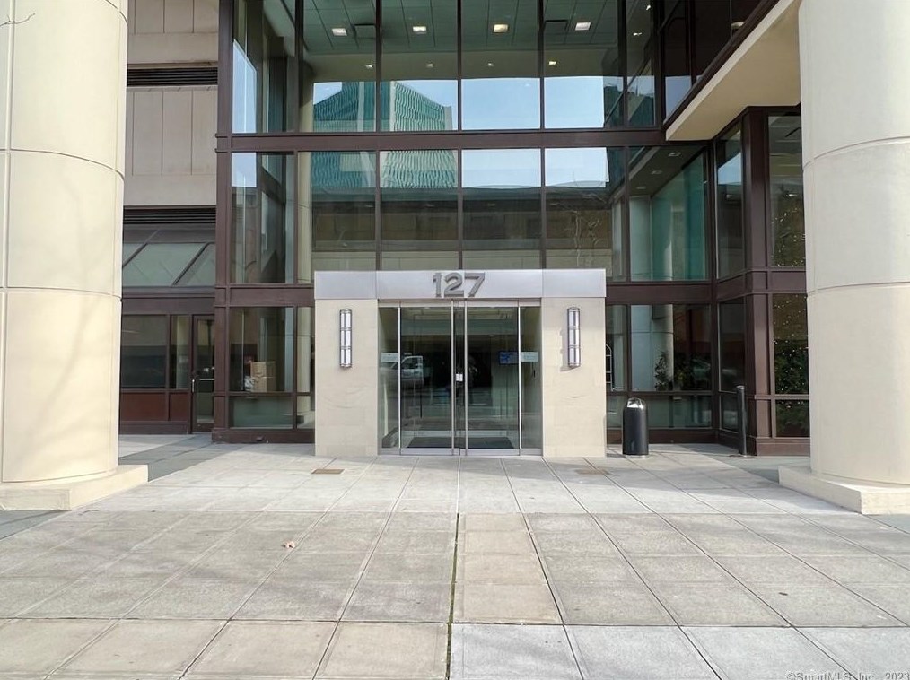 127 Greyrock Pl #1604, Stamford, CT 06901