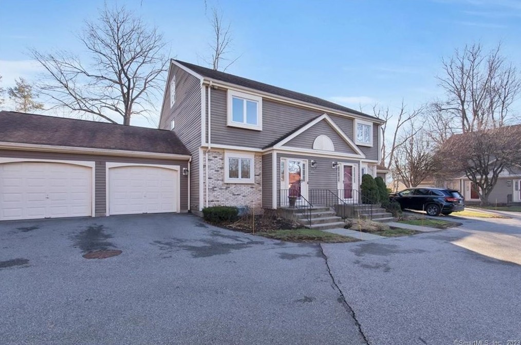 188 Main St #b, Manchester, CT 06040