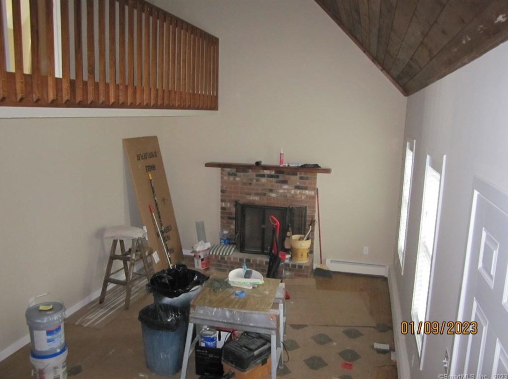 44 Ingham Hill Rd, Fenwick CT  06475-4114 exterior