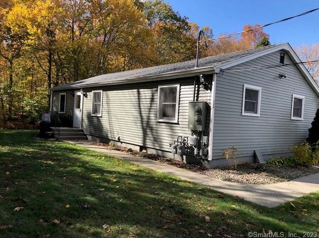 26 Cardinal Dr #a Left, Wallingford, CT 06492
