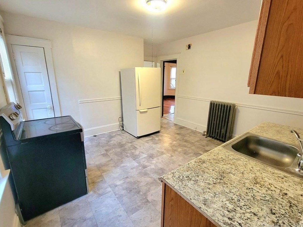 181 Bond St #1, Hartford, CT 06114