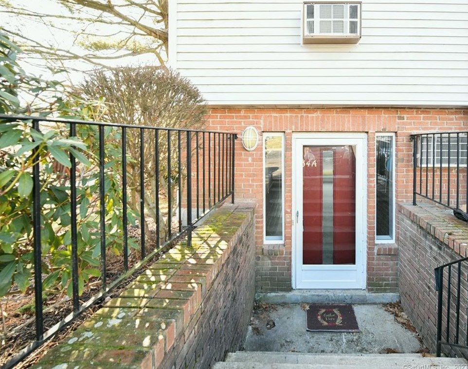 925 Oronoke Rd #34a, Waterbury, CT
