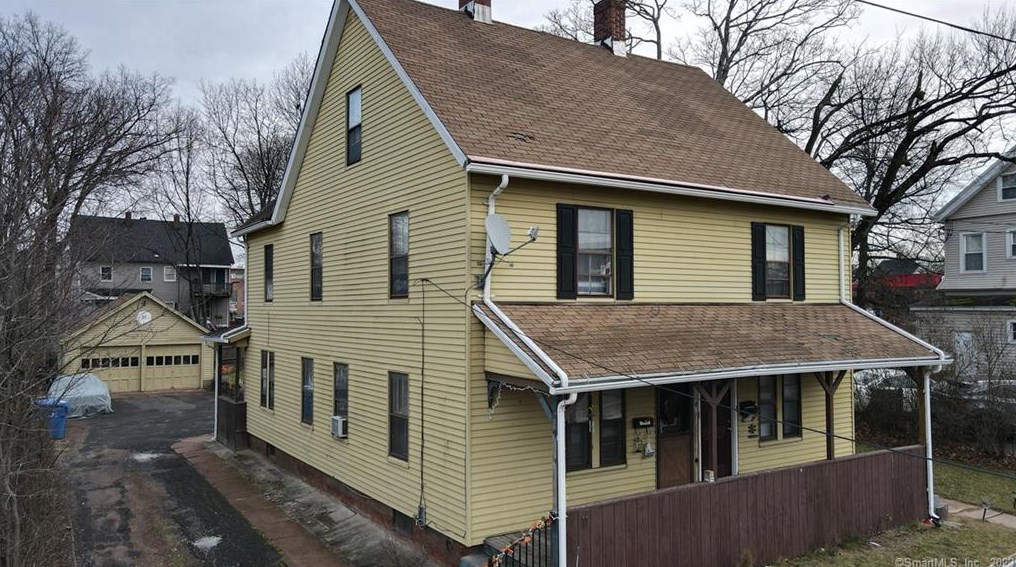 9 Orchard St, Manchester, CT 06040