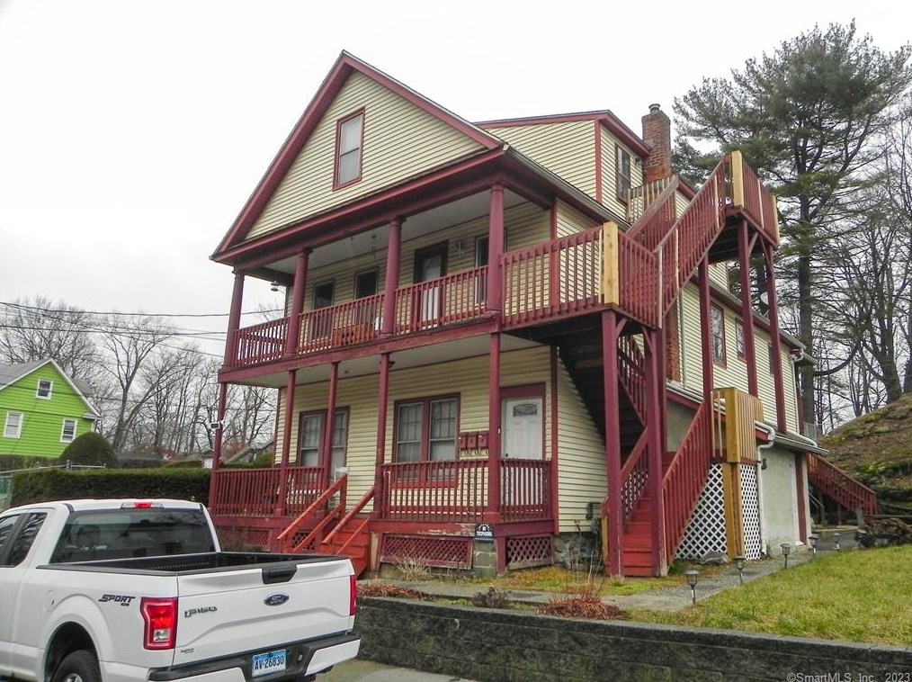 25 Lexington Ave #1, Norwalk, CT 06854