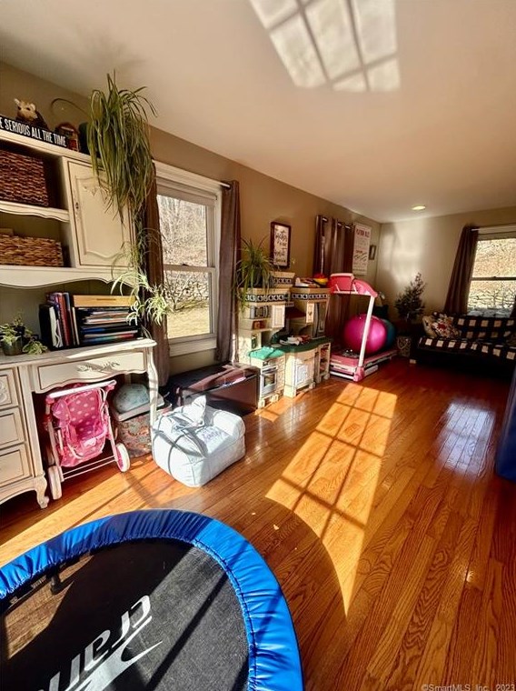 191 Danbury Quarter Rd, Winsted CT 06098-2418 exterior