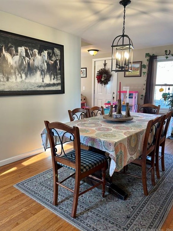 191 Danbury Quarter Rd, Winsted CT 06098-2418 exterior