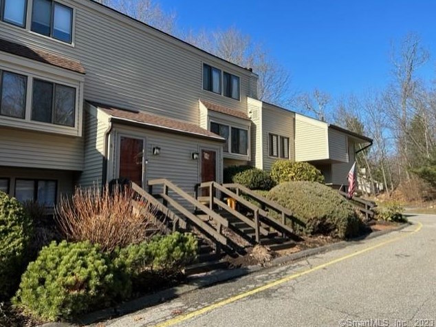 4 Comstock Trail #4, Brookfield Center, CT 06804
