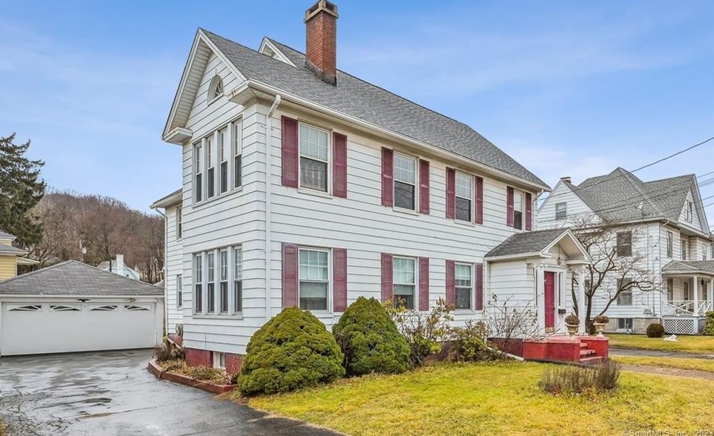 240 Seymour Ave, Derby, CT 06418