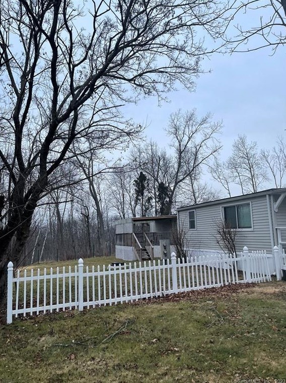 81 Nancy Ln, Union City, CT 06770 exterior