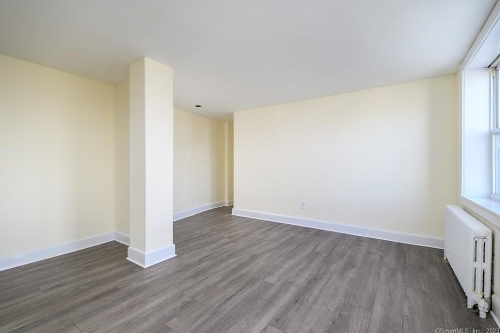 22 Glenbrook Rd #apt 208, Stamford, CT 06902