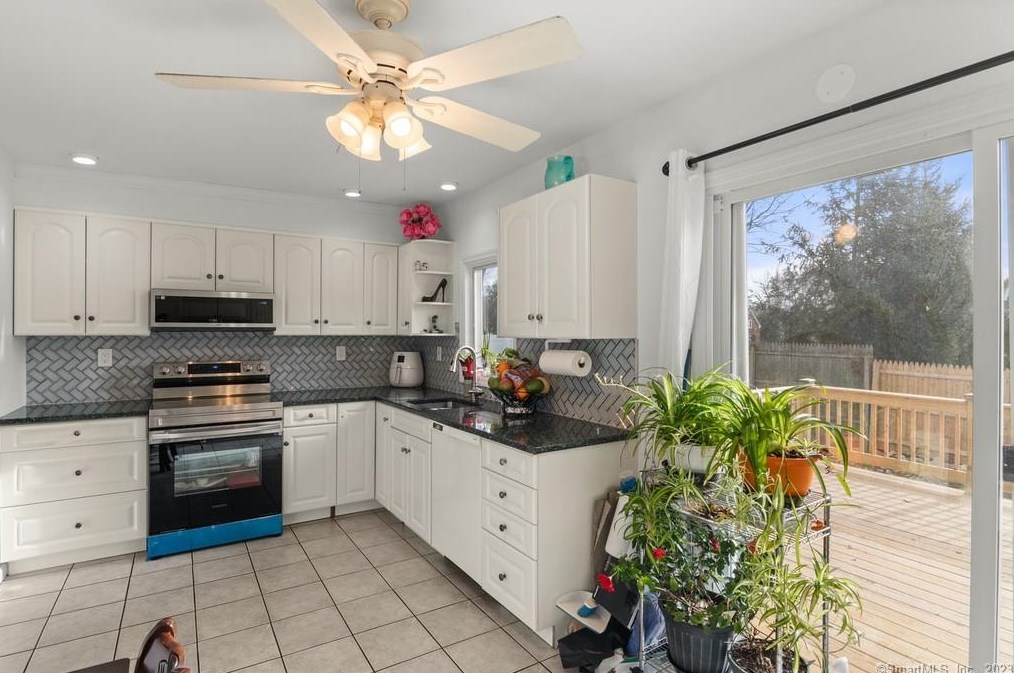 7 Lewelyn Rd, Stamford, CT 06902