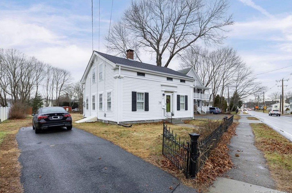 61 Denison Ave (mystic), Mystic, CT 06355