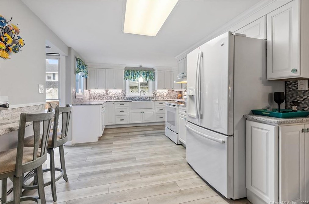 57 Billow Rd, Lyme, CT 06371