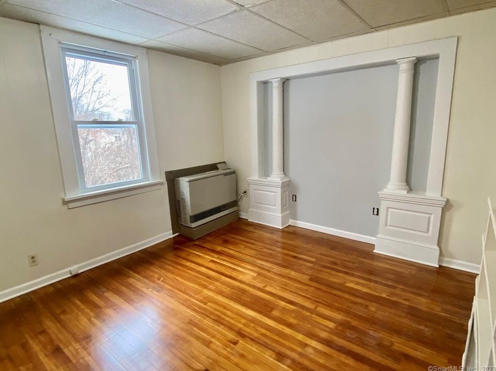 184 Woodland St, Meriden CT  06451-2028 exterior