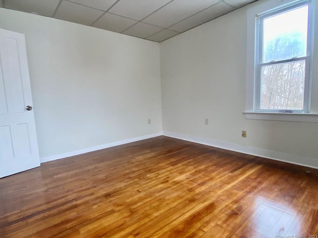 184 Woodland St, Meriden CT  06451-2028 exterior