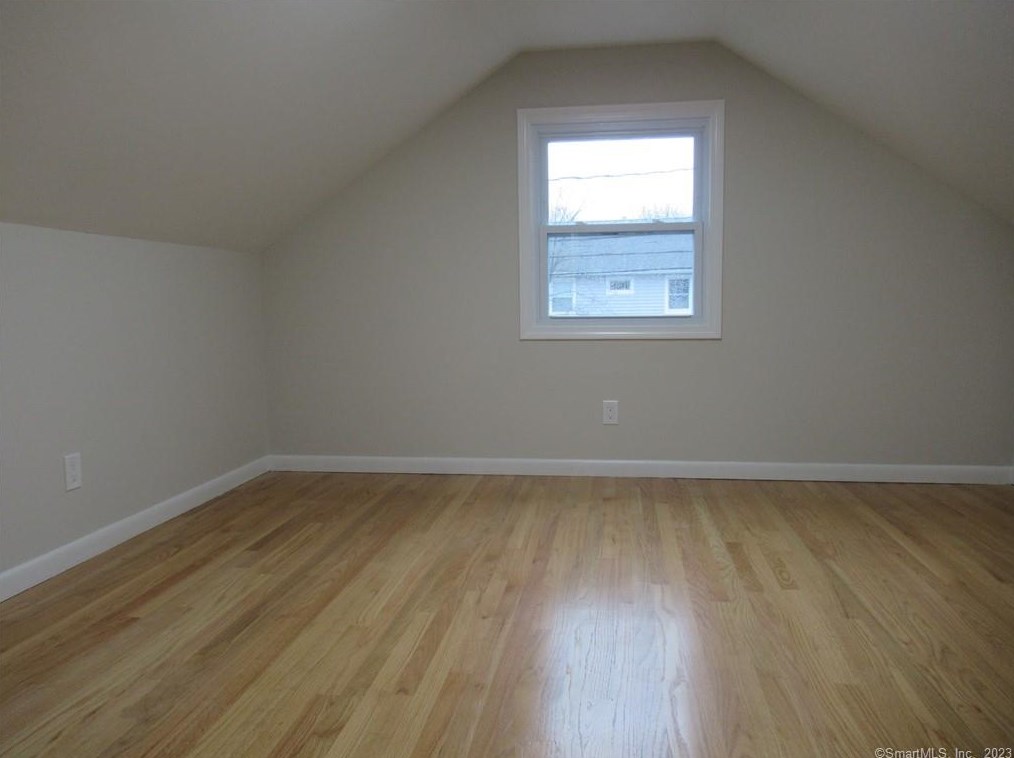 62 Glenwood Ave, Stratford CT  06614-4204 exterior